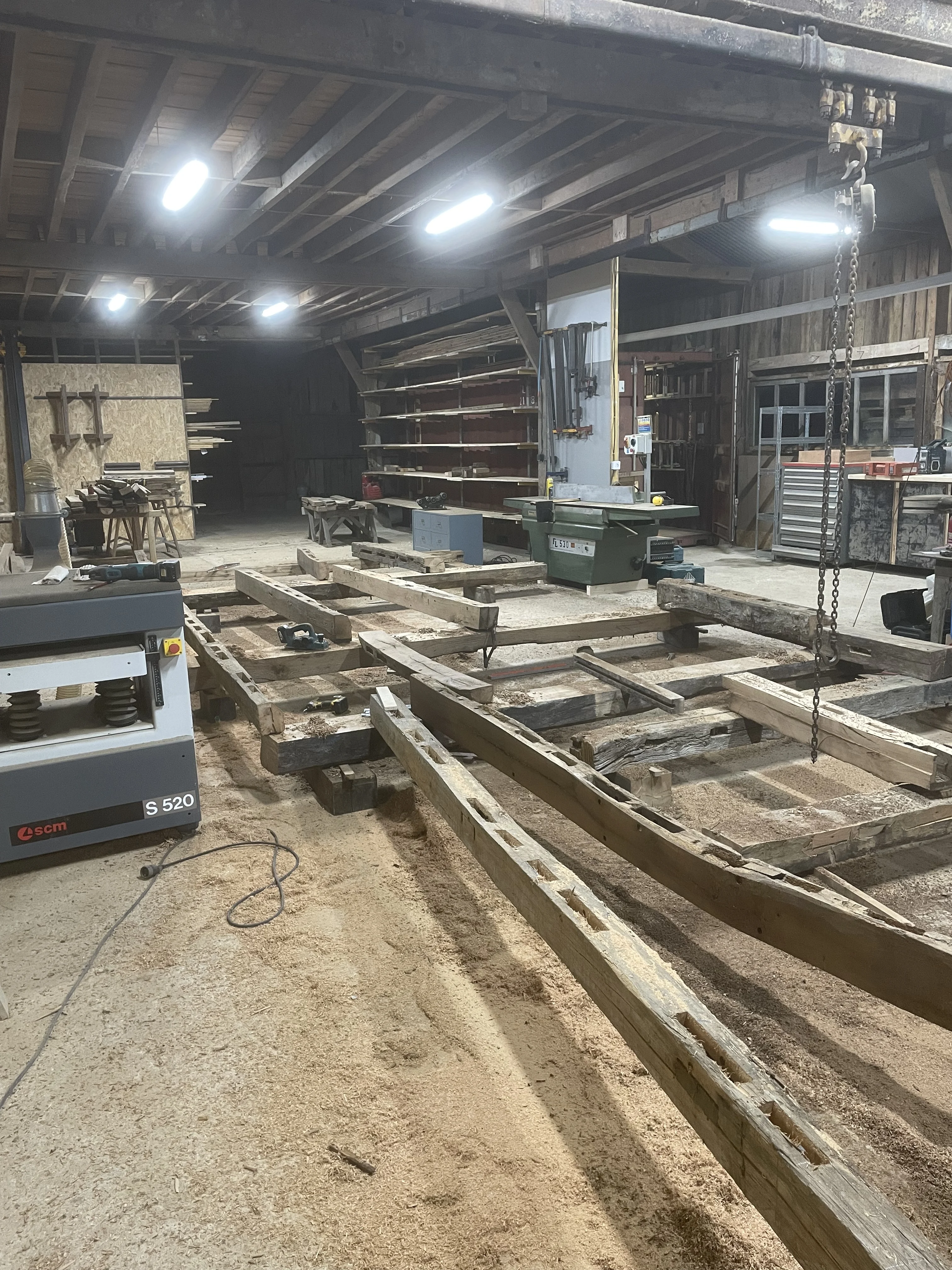 Postes établis  traçage et montage